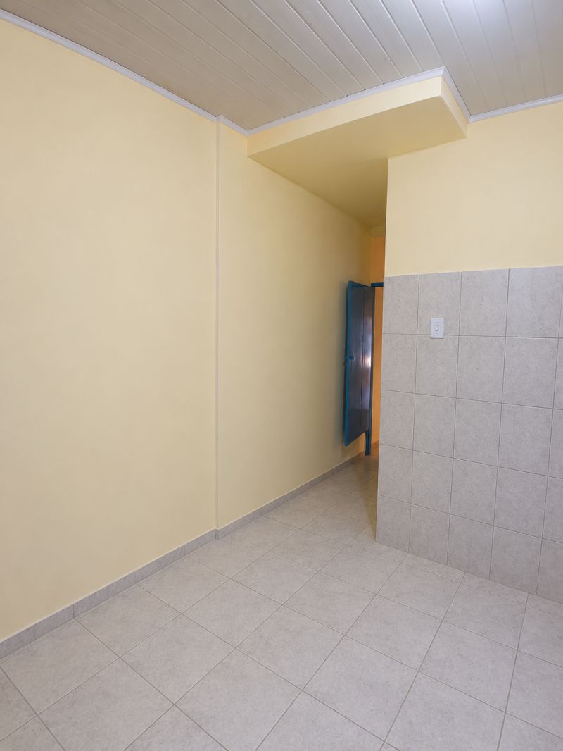 CASA 2d  no bairro Campinho em GUARATINGUETA