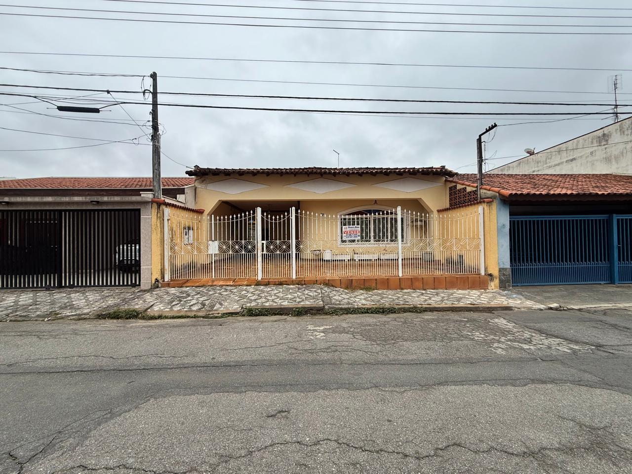 SALA - CENTRO - GUARATINGUETA