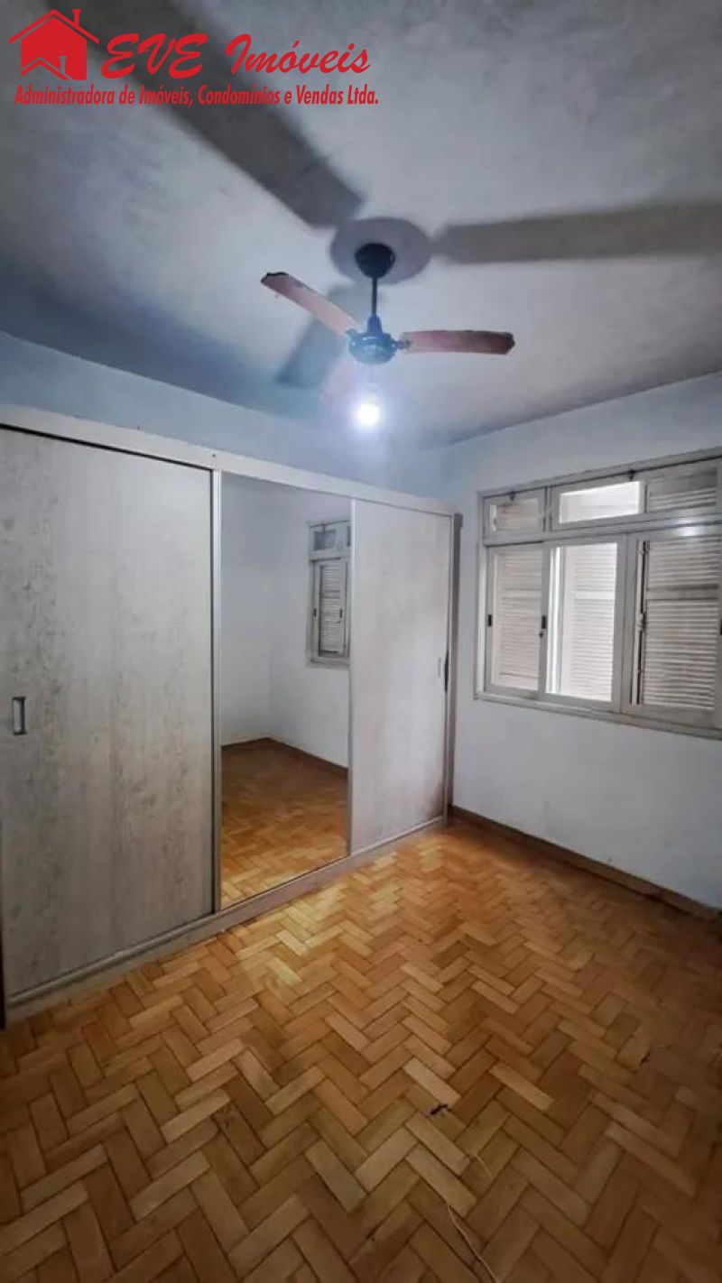 Imvel de 1 dormitrio  venda no Centro Histrico...