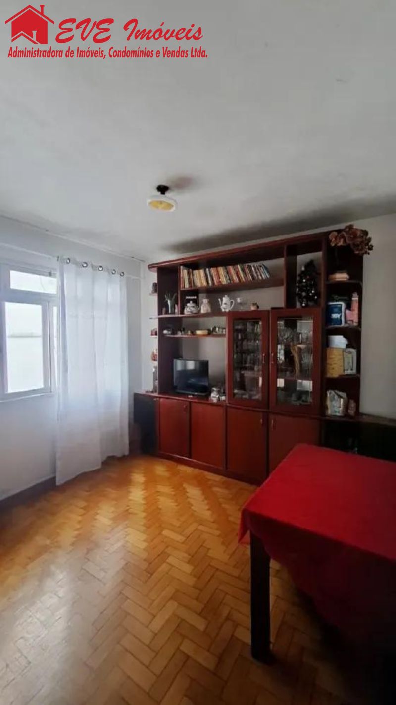 Imvel de 1 dormitrio  venda no Centro Histrico...