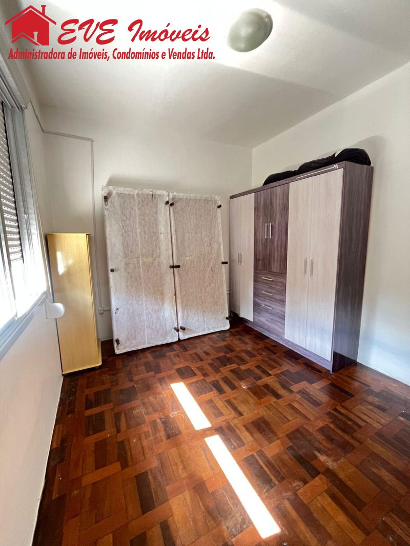 Apto no bairro Azenha em Porto Alegre