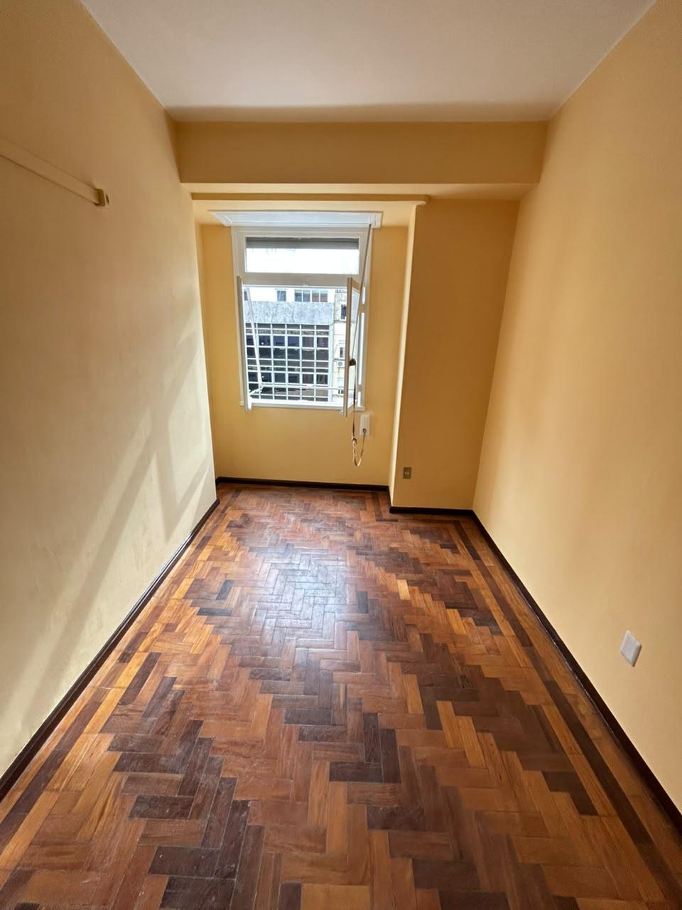 Apto 2D no bairro Centro em Porto Alegre