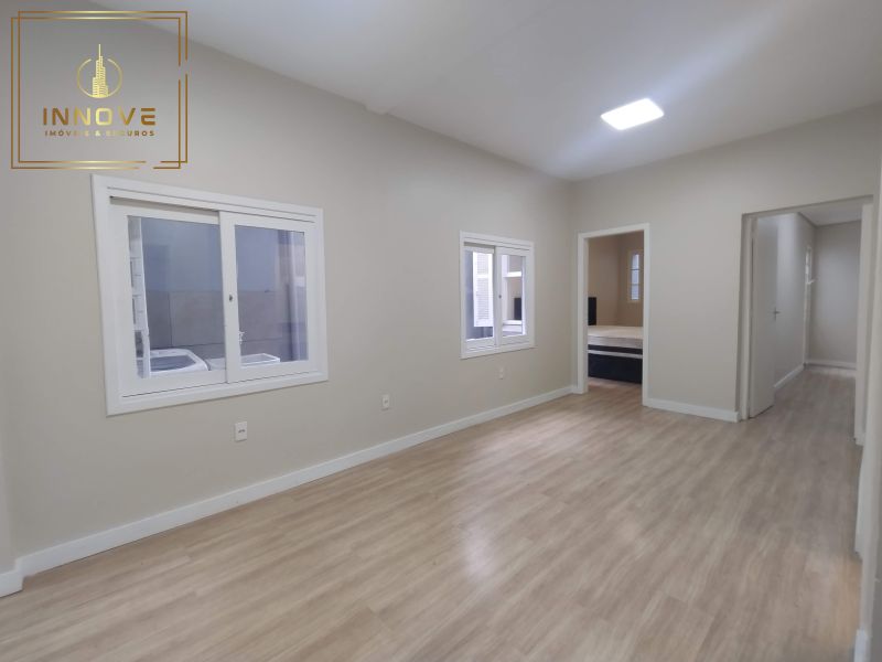 INNOVE IMÓVEIS -- ALUGA -- Apartamento de 2 dormitórios MOBILIADO no bairro São Geraldo.