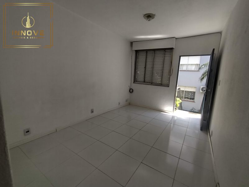 INNOVE IMÓVEIS -- ALUGA -- JK no bairro Santo Antonio