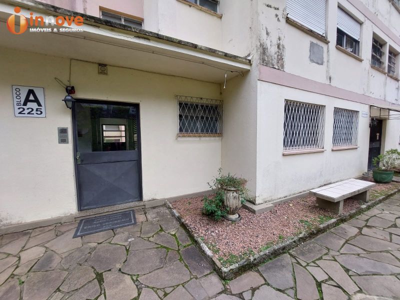 1 dormitorio mobiliado no Bairro Santo Antônio - Porto Alegre
