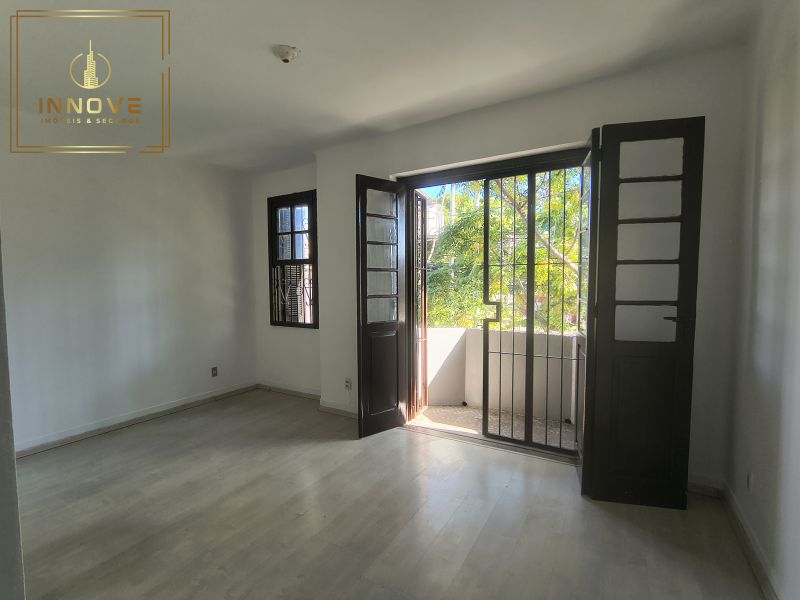 Casa 4D no bairro FARROUPILHA em Porto Alegre 