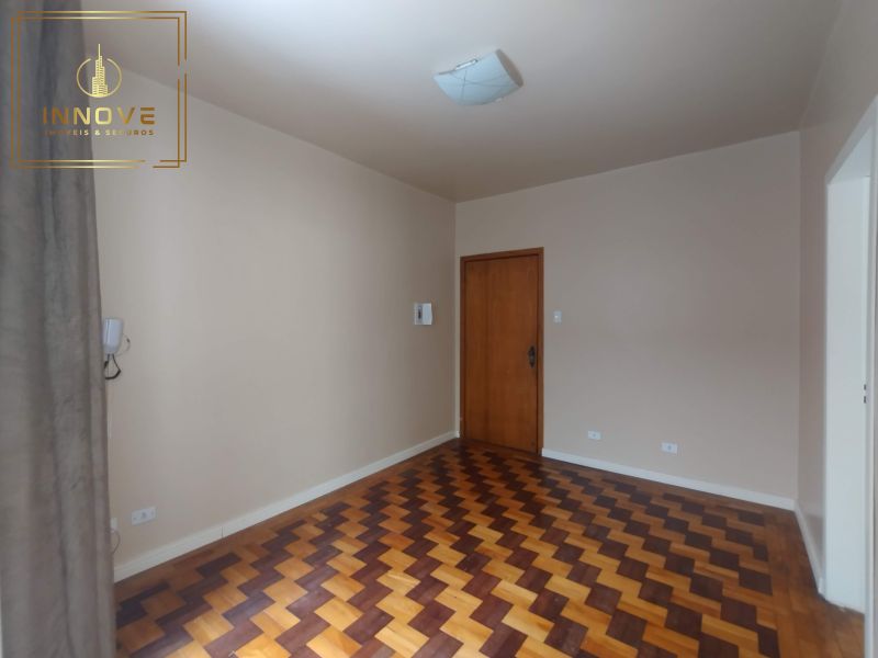 INNOVE IMÓVEIS E SEGUROS -- ALUGA -- Apartamento Térreo de 1 dormitório.