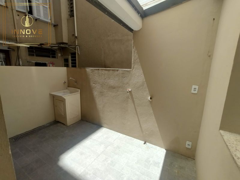 INNOVE IMÓVEIS E SEGUROS -- ALUGA -- Apartamento Térreo de 1 dormitório.