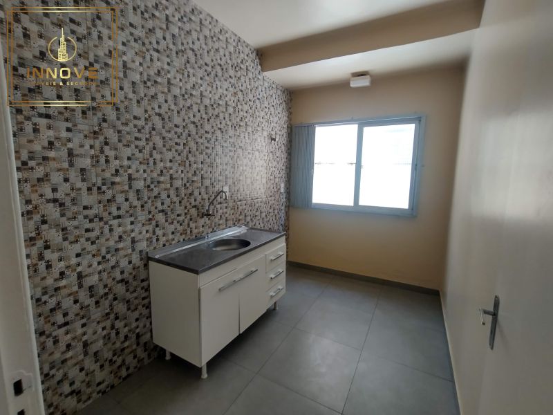 INNOVE IMÓVEIS E SEGUROS -- ALUGA -- Apartamento Térreo de 1 dormitório.