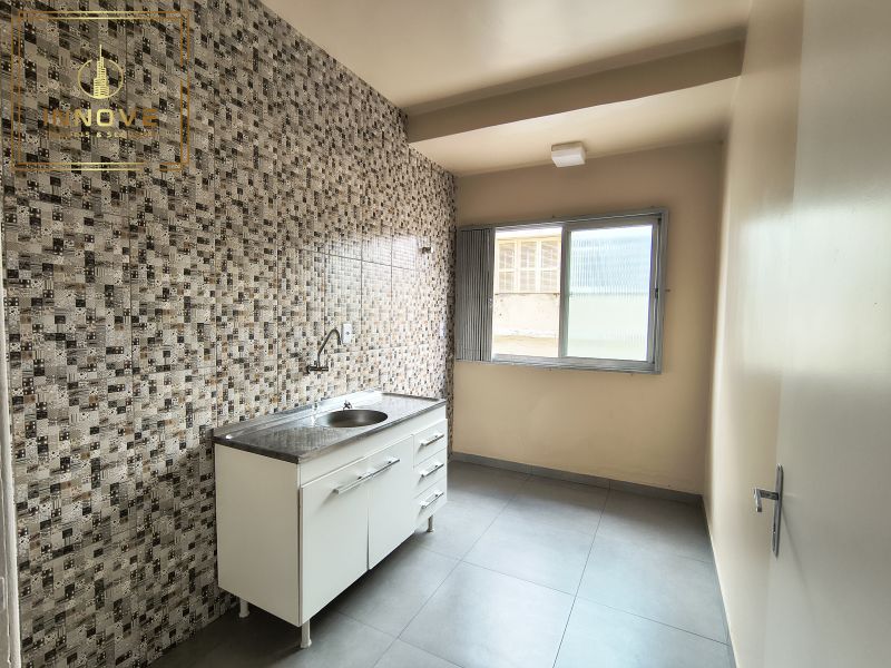 INNOVE IMÓVEIS E SEGUROS -- ALUGA -- Apartamento Térreo de 1 dormitório.