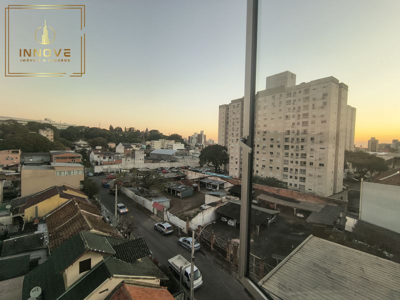 INNOVE MÓVEIS -- ALUGA -- Sala comercial para locação no bairro Azenha

