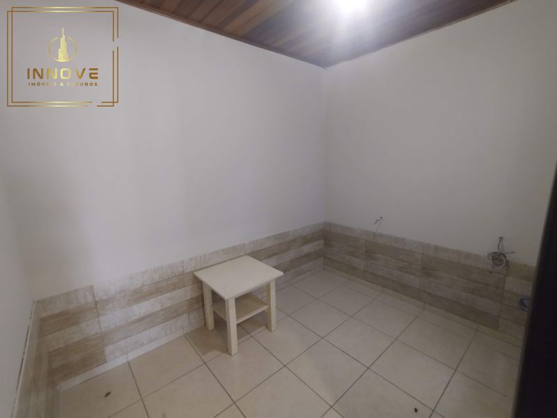 INNOVE IMÓVEIS -- ALUGA -- Belíssima casa no bairro Cavalhada