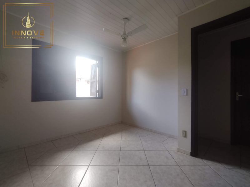INNOVE IMÓVEIS -- ALUGA -- Belíssima casa no bairro Cavalhada