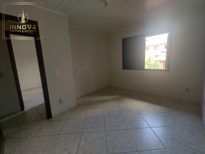 INNOVE IMÓVEIS -- ALUGA -- Belíssima casa no bairro Cavalhada