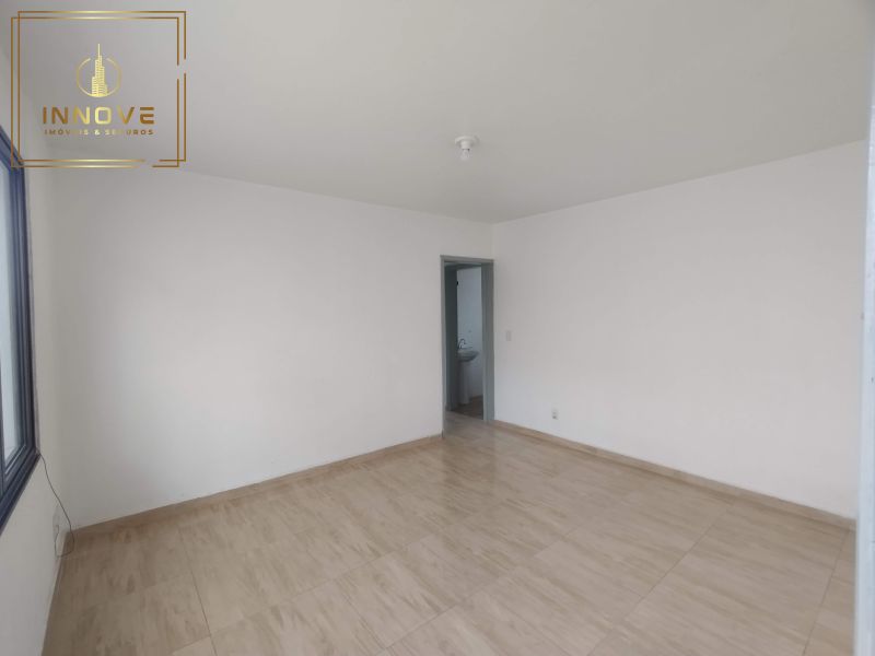 INNOVE IMÓVEIS --  ALUGA -- Excelente apartamento para locação na Avenida Azenha