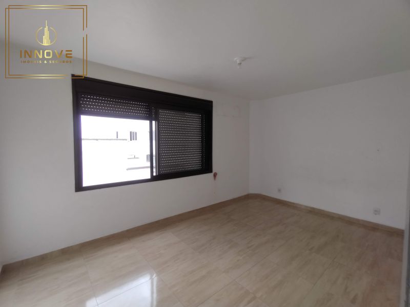 INNOVE IMÓVEIS --  ALUGA -- Excelente apartamento para locação na Avenida Azenha