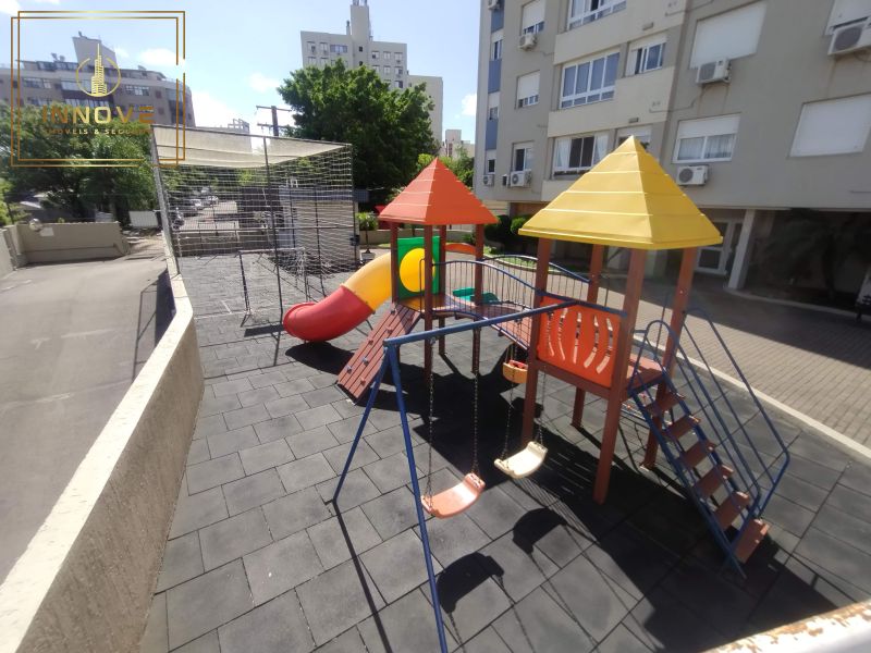 INNOVE MÓVEIS -- ALUGA -- Excelente apartamento com 3 dormitórios