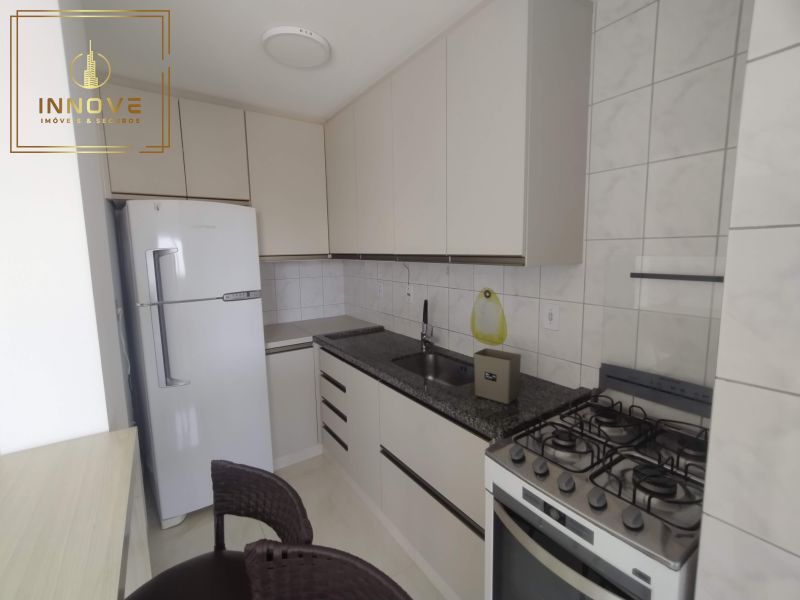 INNOVE MÓVEIS -- ALUGA -- Excelente apartamento com 3 dormitórios