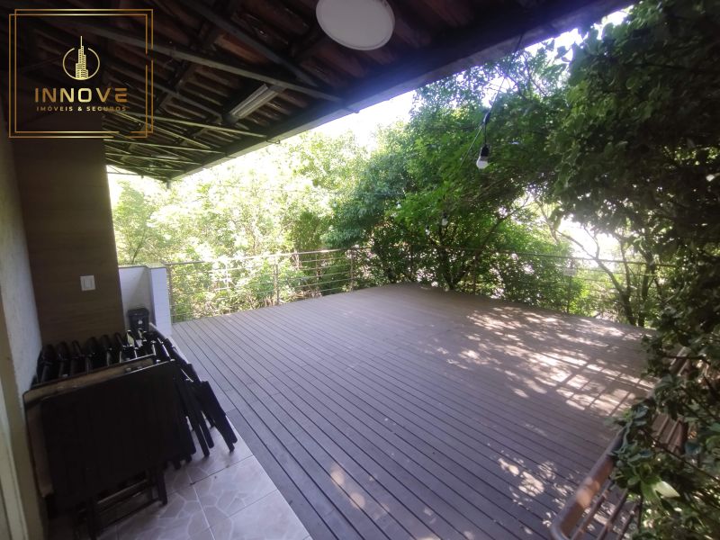 INNOVE MÓVEIS -- ALUGA -- Excelente apartamento com 3 dormitórios