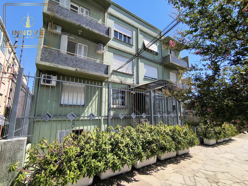 INNOVE MÓVEIS -- ALUGA -- Apartamento com 2 dormitórios