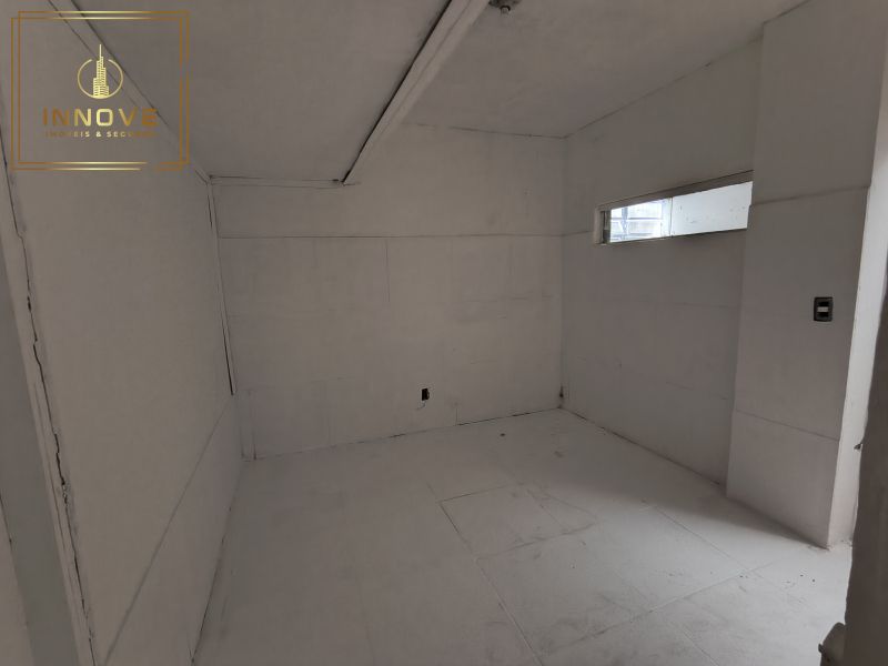 INNOVE MÓVEIS -- ALUGA -- Loja com excelente localização em gramado.