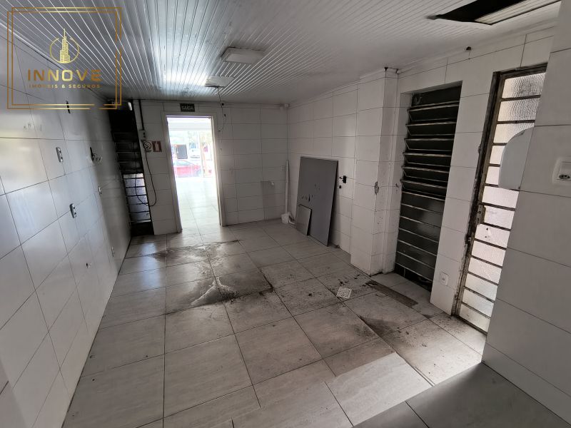 INNOVE MÓVEIS -- ALUGA --  Loja térrea localizada em gramado