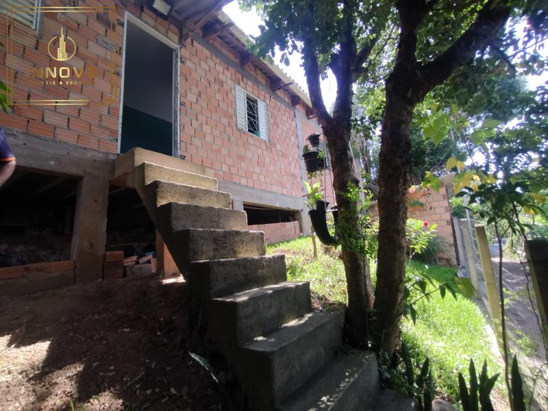 INNOVE MÓVEIS -- ALUGUA -- Casa aconchegante e muito bem distribuída