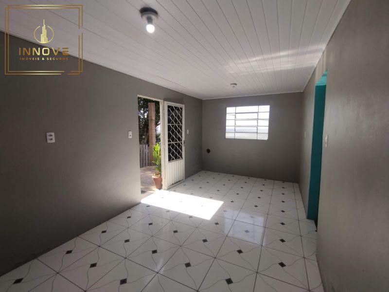 INNOVE MÓVEIS -- ALUGUA -- Casa aconchegante e muito bem distribuída