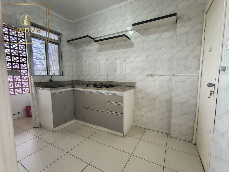 INNOVE IMÓVEIS -- ALUGA -- Apartamento localizado na Rua Avaí, nº 15