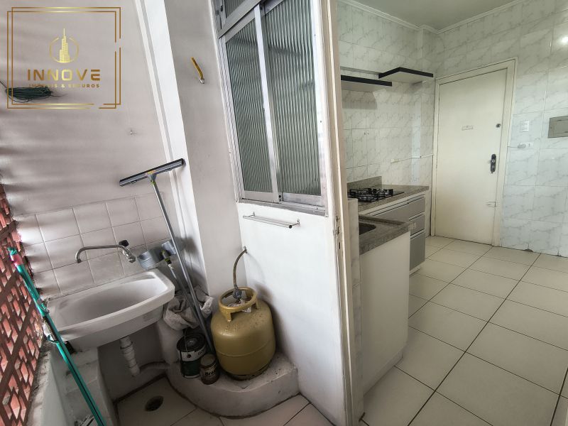 INNOVE IMÓVEIS -- ALUGA -- Apartamento localizado na Rua Avaí, nº 15