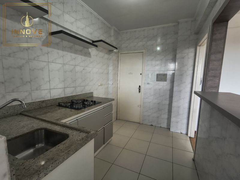 INNOVE IMÓVEIS -- ALUGA -- Apartamento localizado na Rua Avaí, nº 15