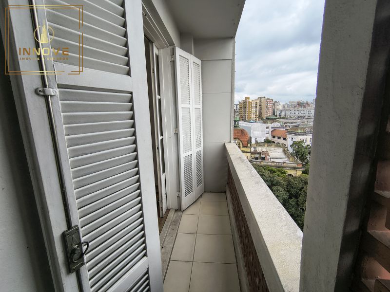 INNOVE IMÓVEIS -- ALUGA -- Apartamento localizado na Rua Avaí, nº 15