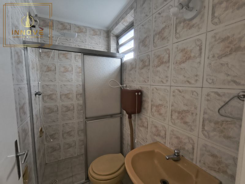 INNOVE MÓVEIS -- ALUGA -- JK localizado na Cidade Baixa