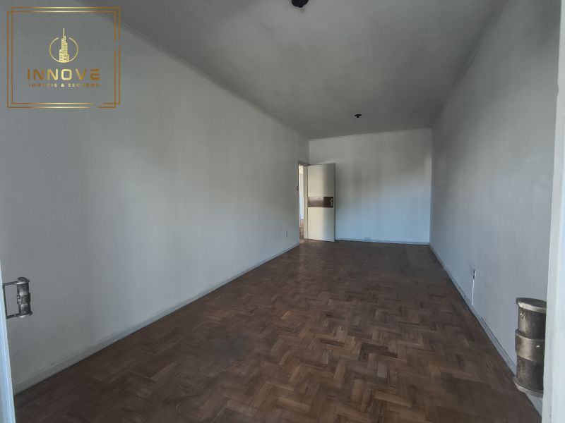 INNOVE MÓVEIS -- ALUGUA -- Apartamento amplo e bem distribuído