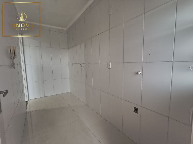 INNOVE MÓVEIS -- ALUGA -- Apartamento de 1 dormitório