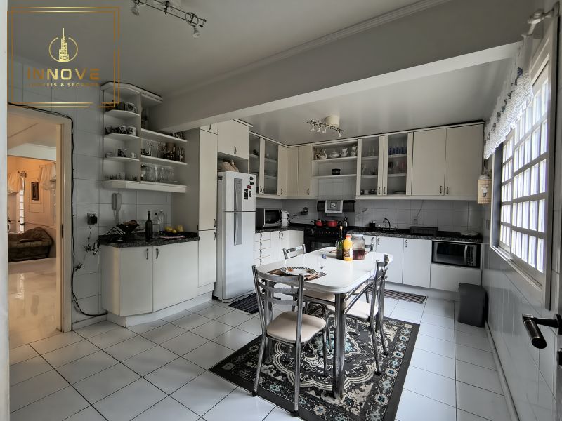 INNOVE MÓVEIS -- ALUGA -- Excelente casa residencial/comercial 