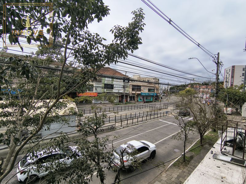 INNOVE MÓVEIS -- ALUGA -- Sala comercial para locação na Avenida Teresópolis