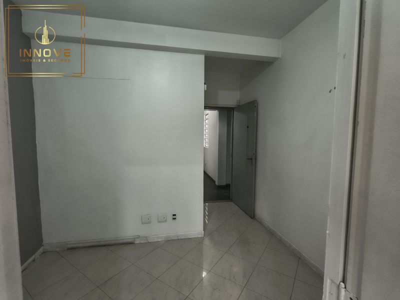 INNOVE MÓVEIS -- ALUGA -- Sala comercial para locação na Avenida Teresópolis