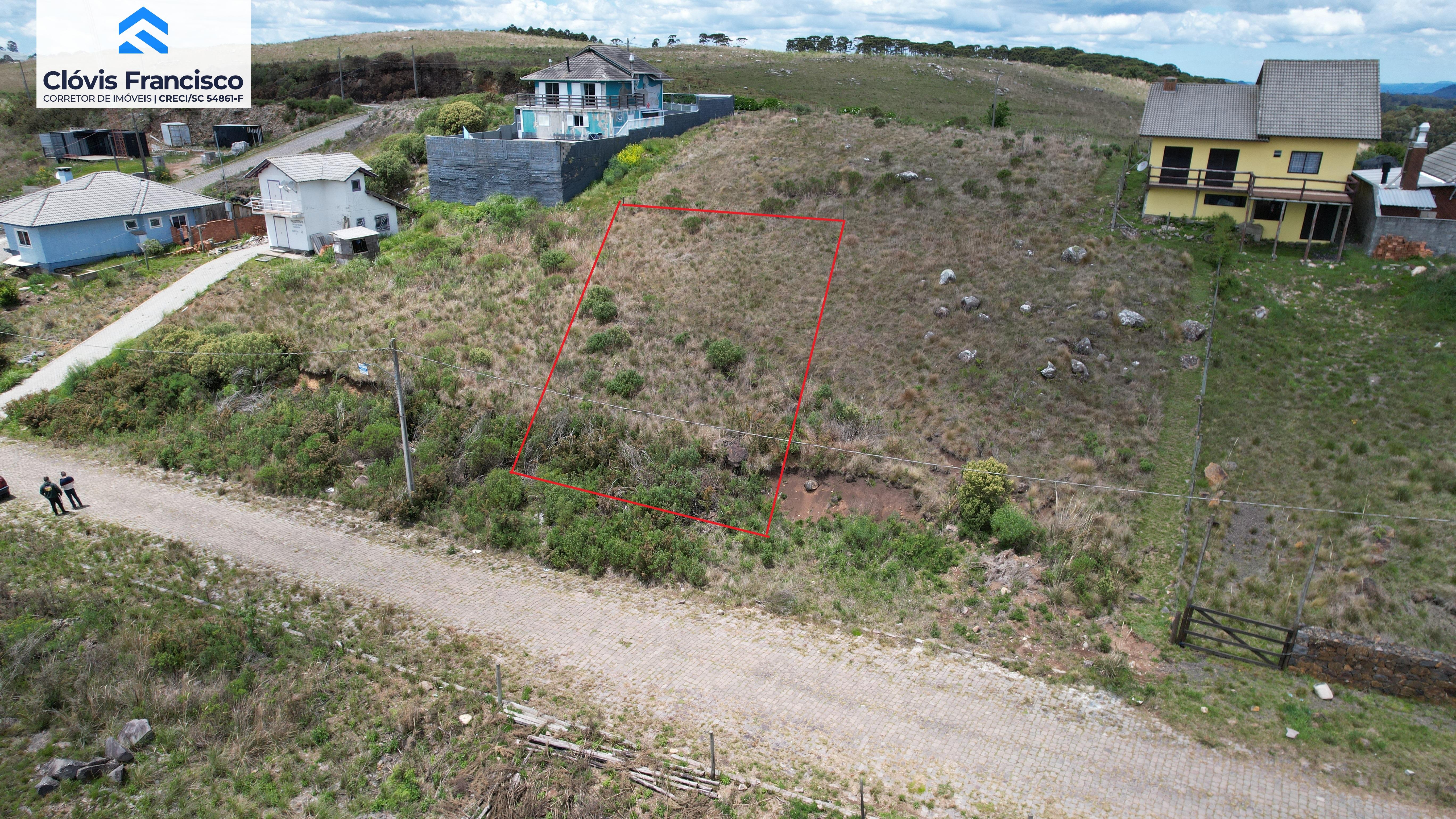 Terreno com Vista Panorâmica para a Cidade 