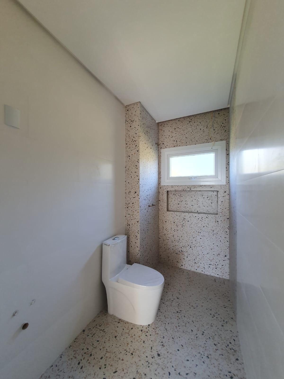 CASA EM CONDOMÍNIO FECHADO EM CACHOEIRINHA