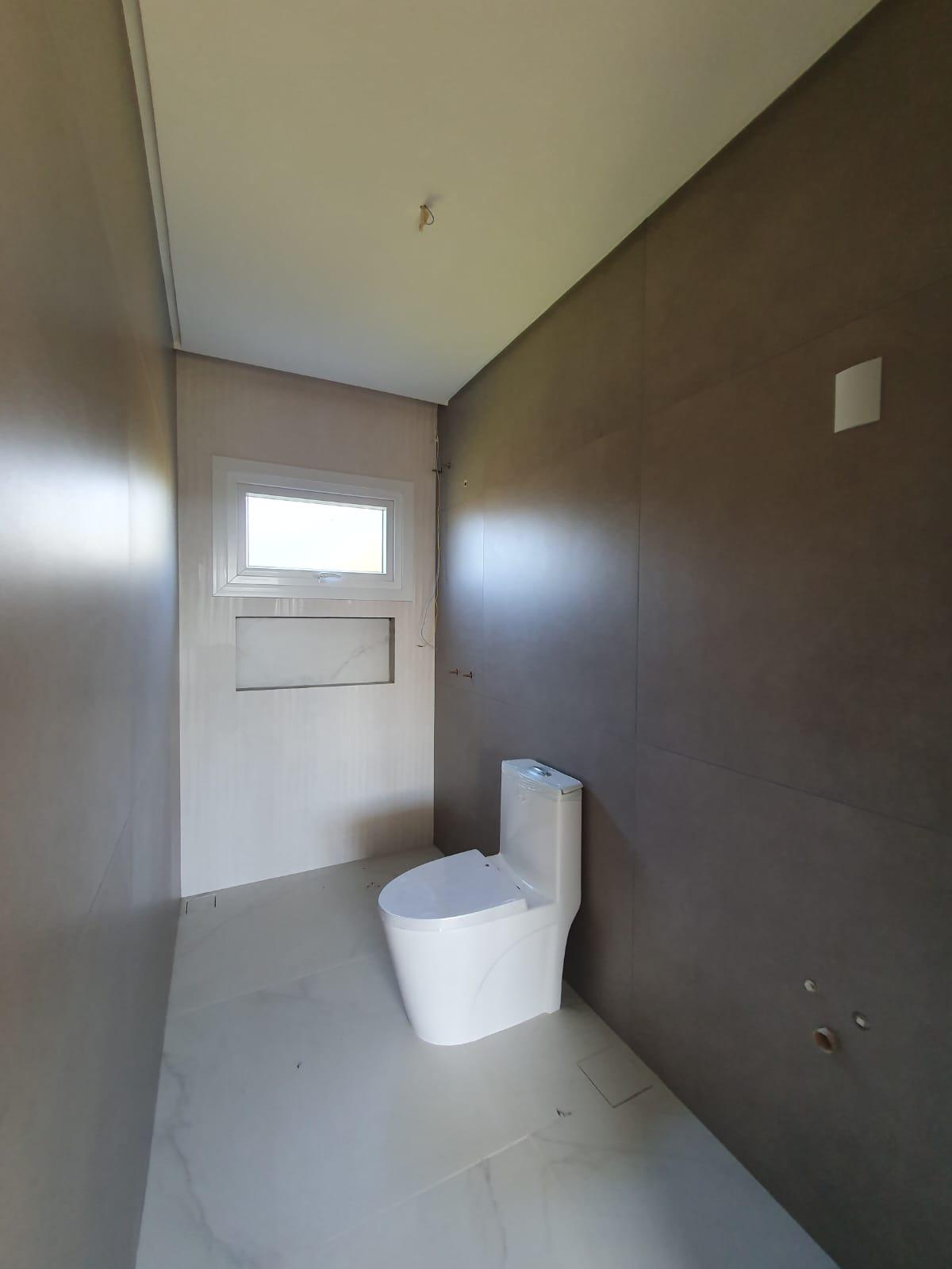 CASA EM CONDOMÍNIO FECHADO EM CACHOEIRINHA