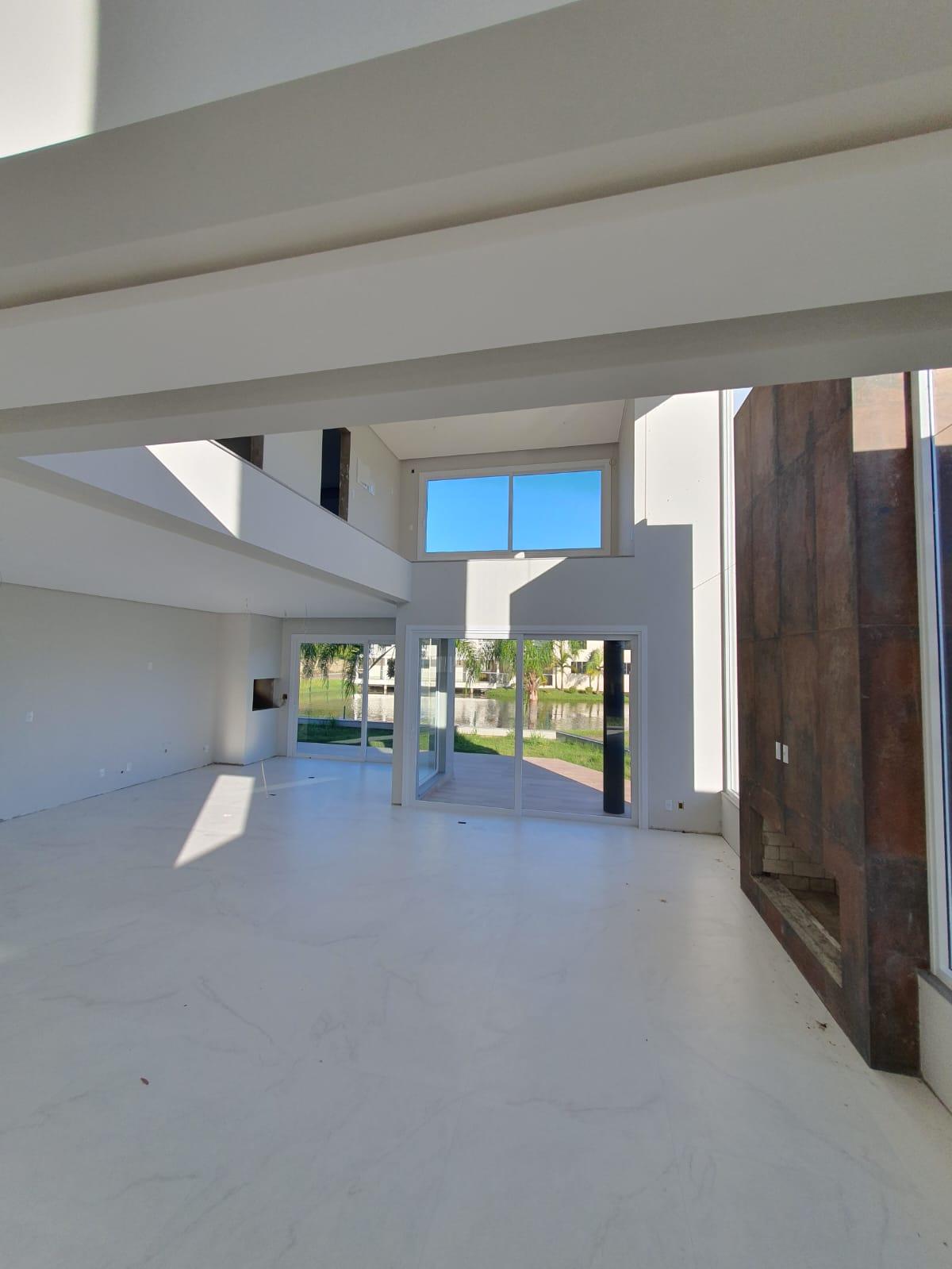 CASA EM CONDOMÍNIO FECHADO EM CACHOEIRINHA