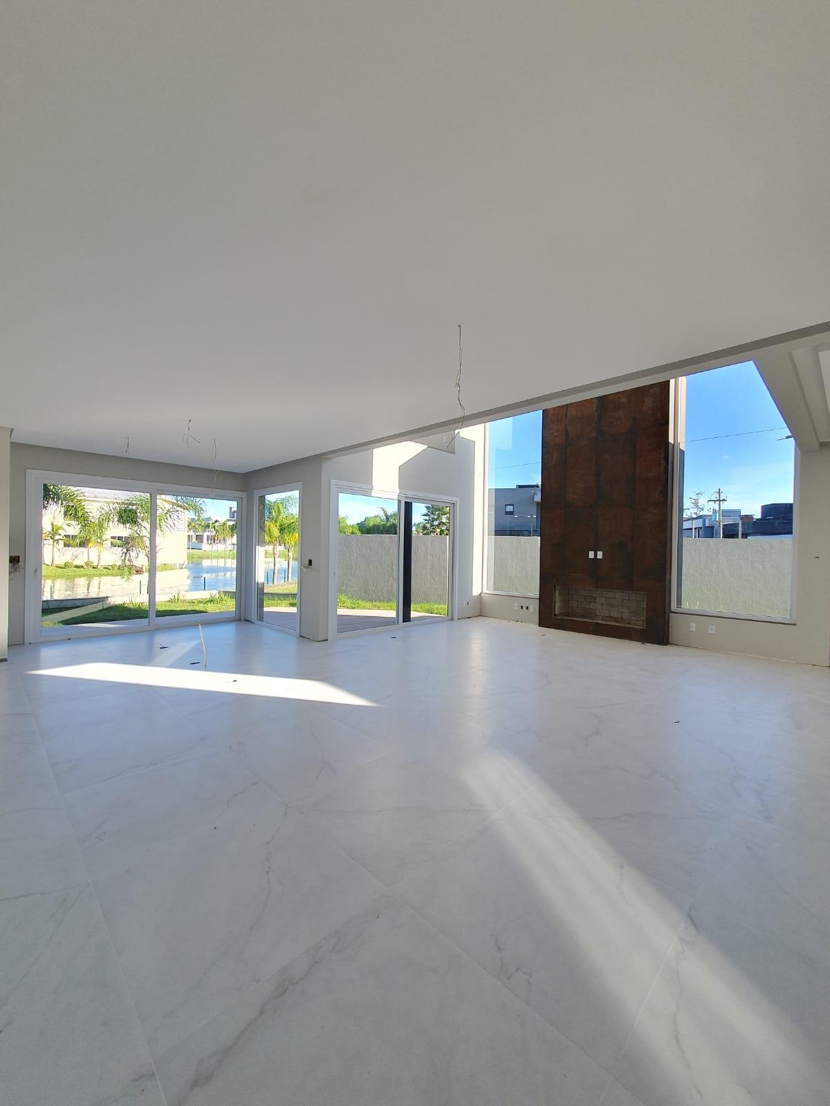 CASA EM CONDOMÍNIO FECHADO EM CACHOEIRINHA