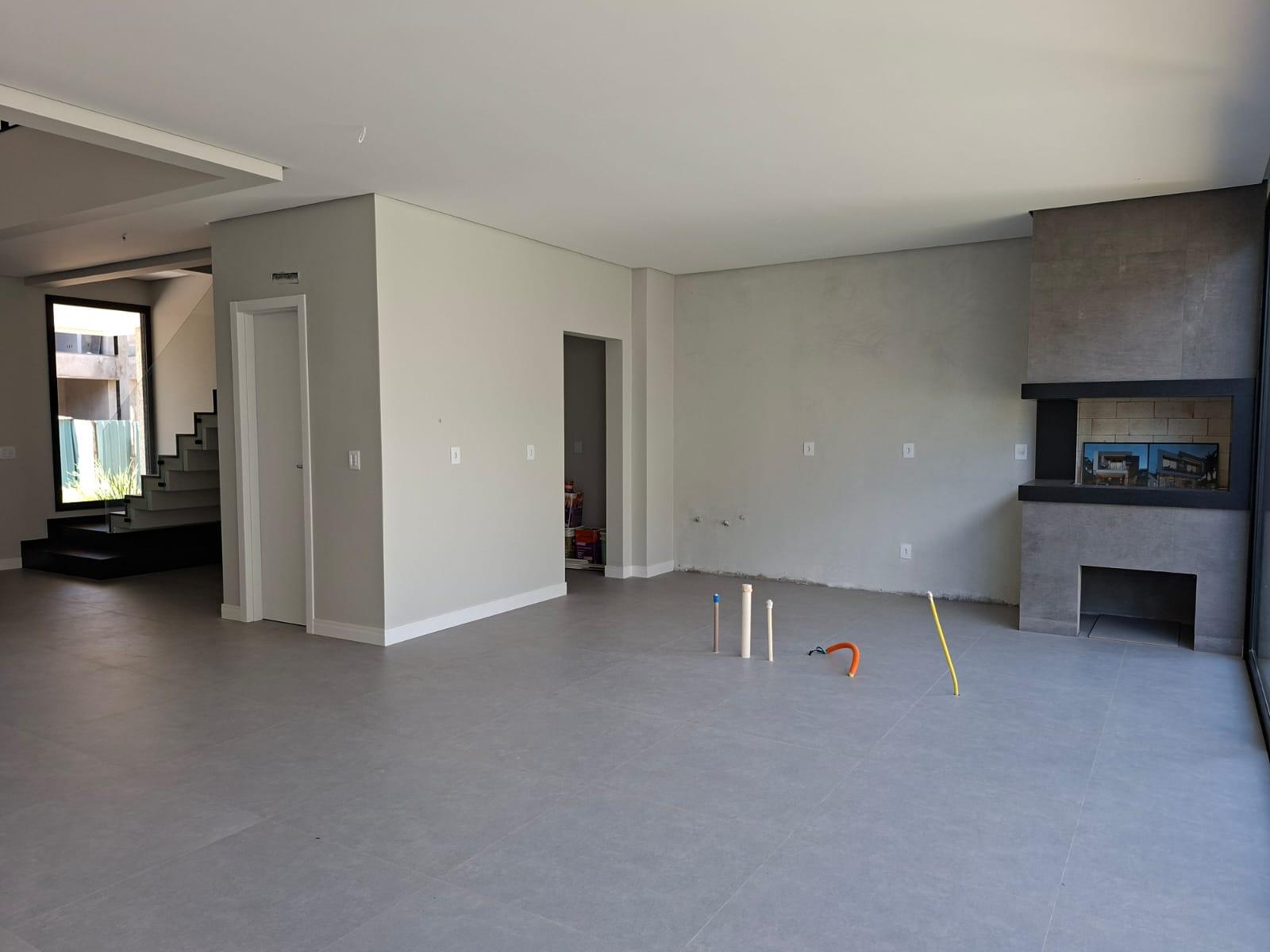 CASA EM CONDOMÍNIO EM CACHOEIRINHA 