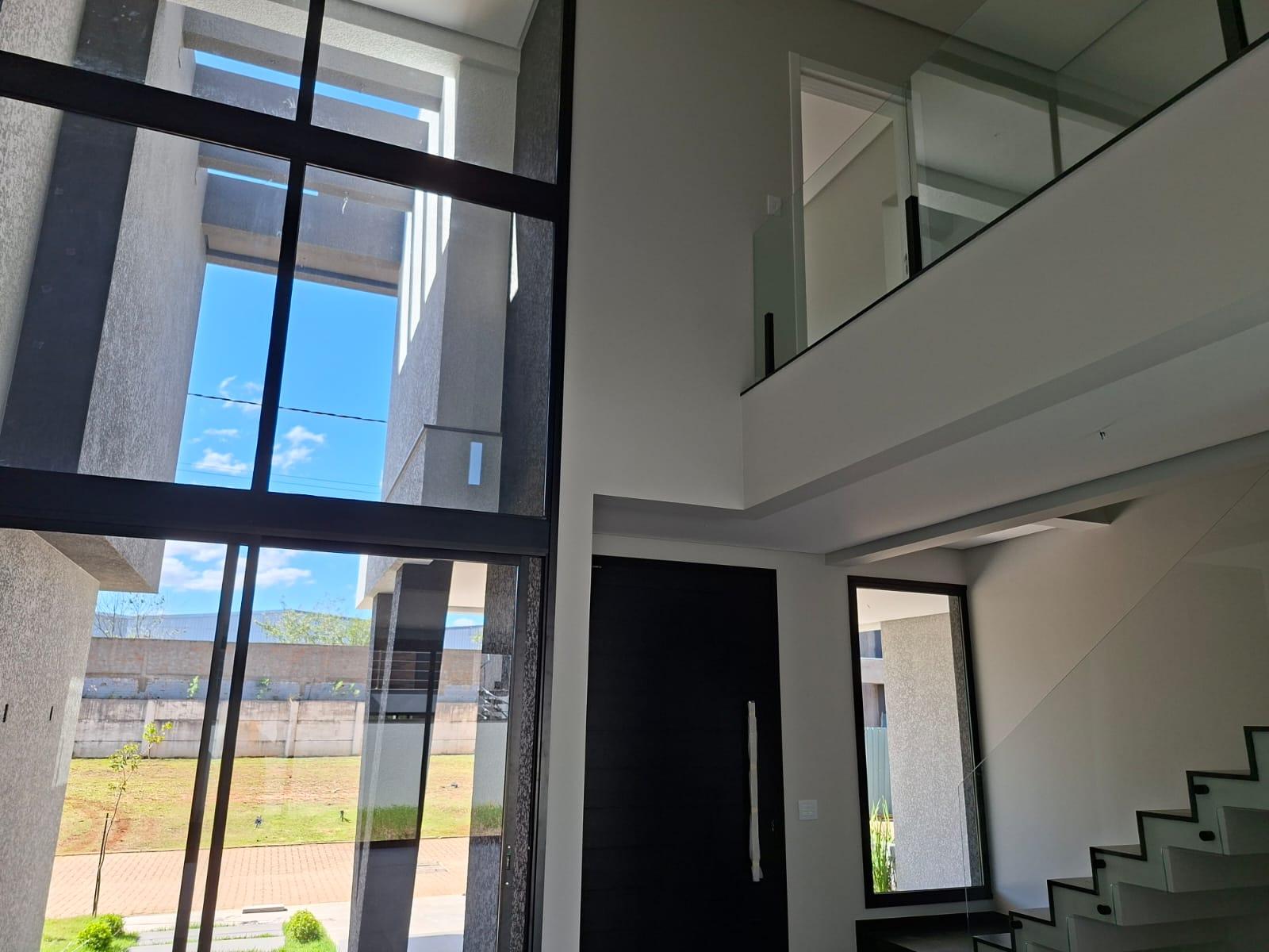 CASA EM CONDOMÍNIO EM CACHOEIRINHA 