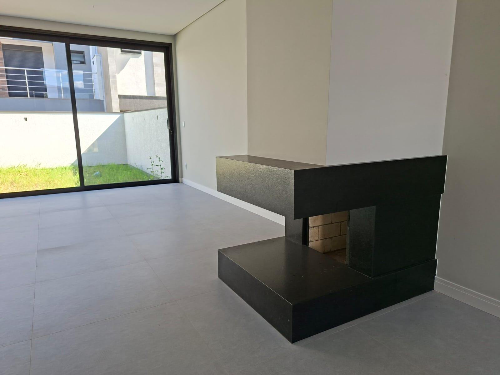 CASA EM CONDOMÍNIO EM CACHOEIRINHA 