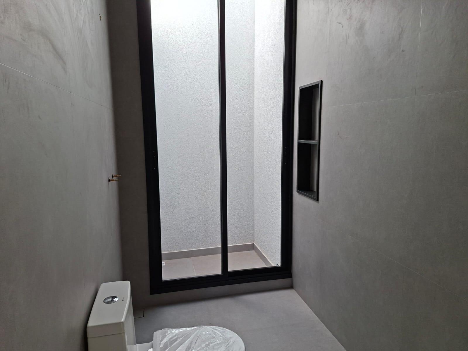 CASA EM CONDOMÍNIO EM CACHOEIRINHA 