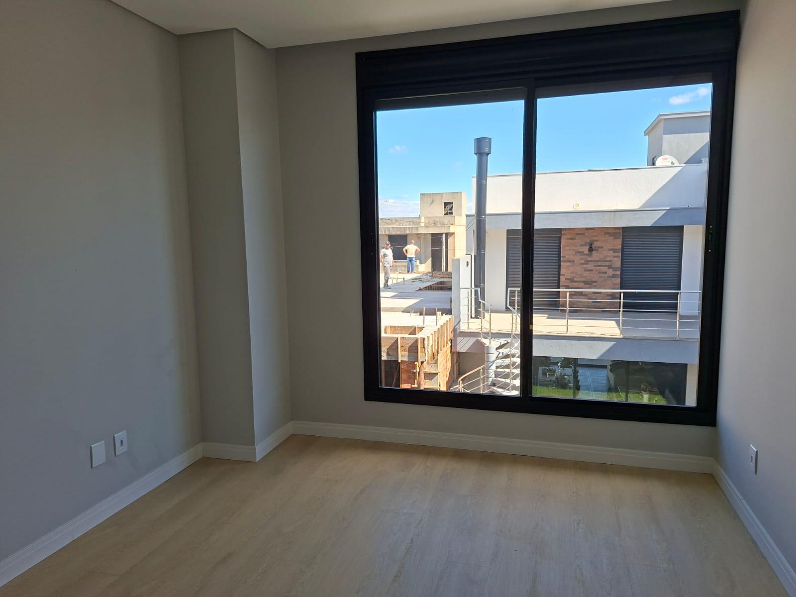 CASA EM CONDOMÍNIO EM CACHOEIRINHA 