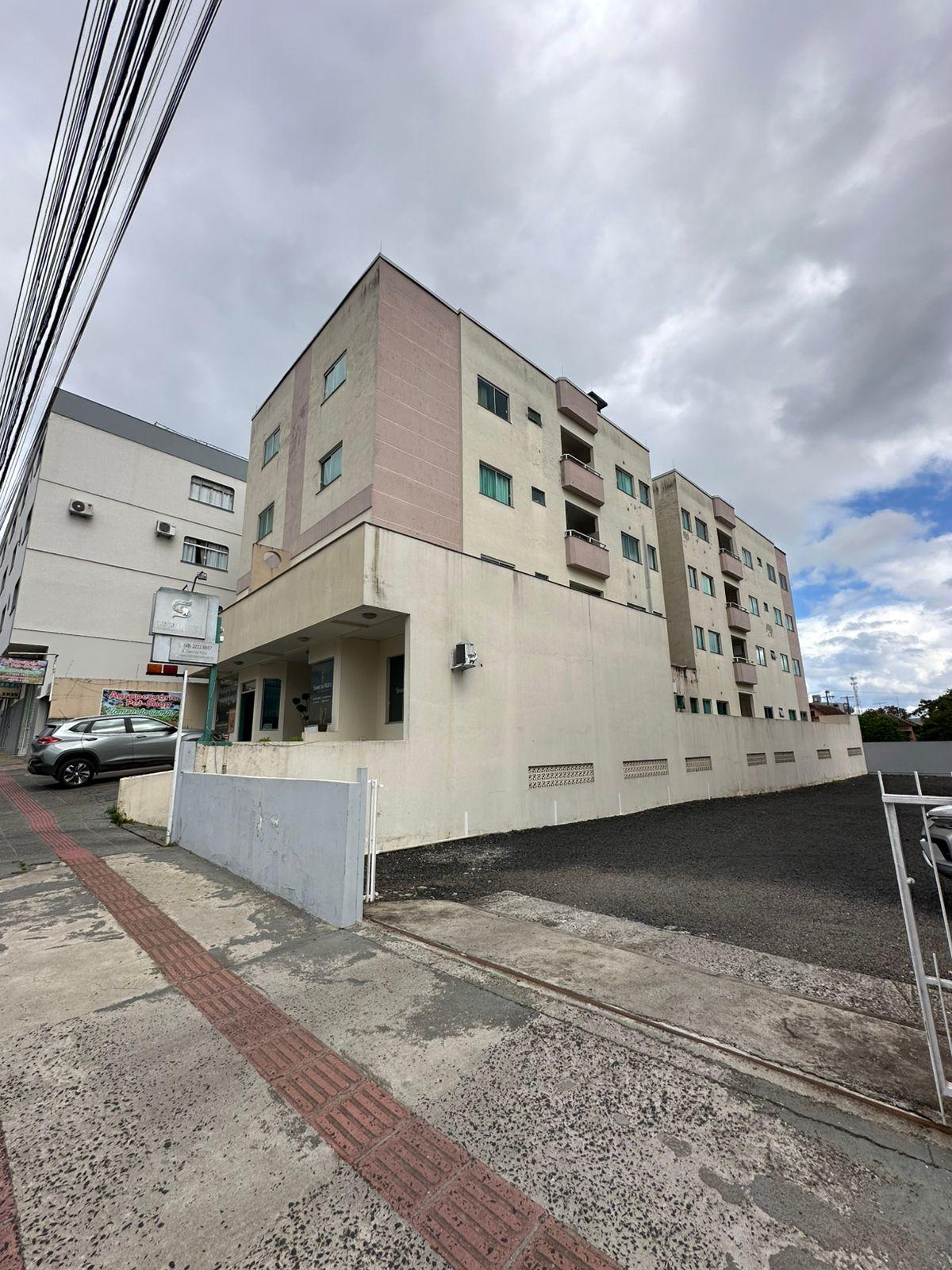 Excelente oportunidade de Apartamento à Venda no Bairro Coral, uma das regiões mais valorizadas e bem localizadas de Lages.