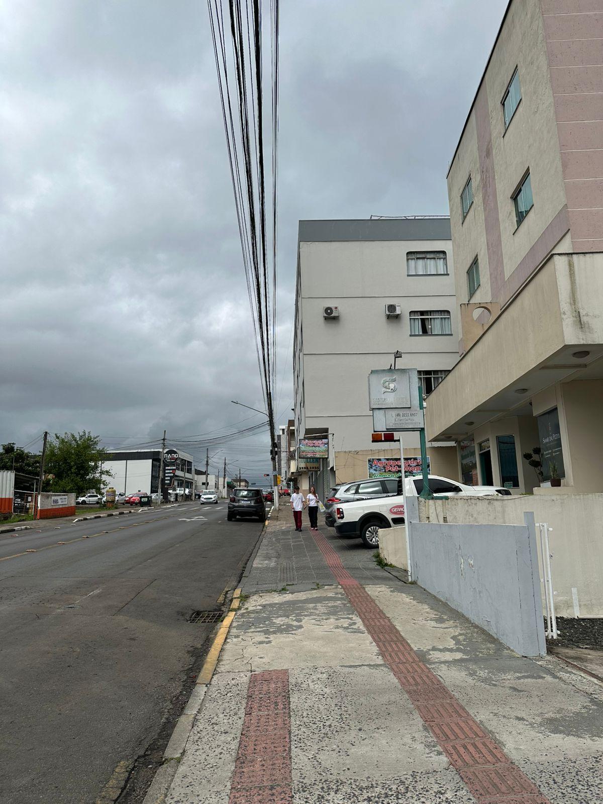 Excelente oportunidade de Apartamento à Venda no Bairro Coral, uma das regiões mais valorizadas e bem localizadas de Lages.